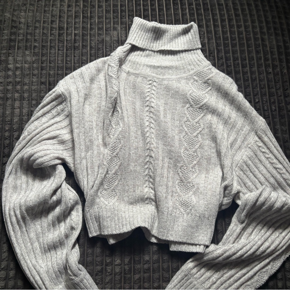 Streetwear Society Gray Turtle Neck Sweater